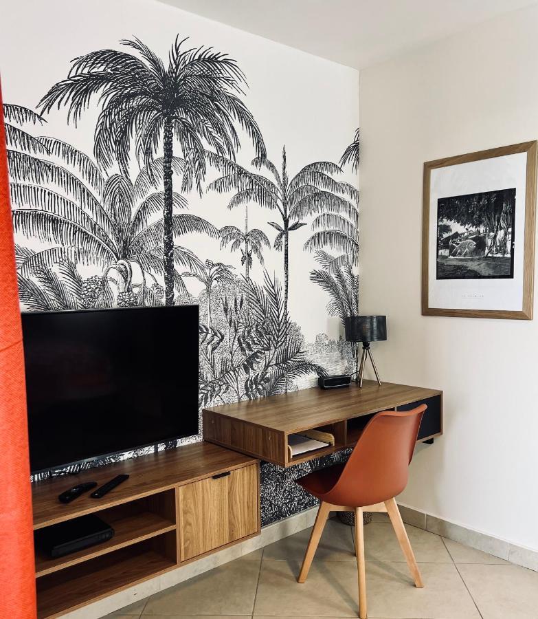 Cosy Letchis Apartment Saint Pierre Exterior photo